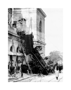 La Gare Montparnasse Roger  Viollet