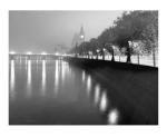 BY THE SIDE OF THE RIVER THAMES   PHOTOGRAPHY COLLECTION